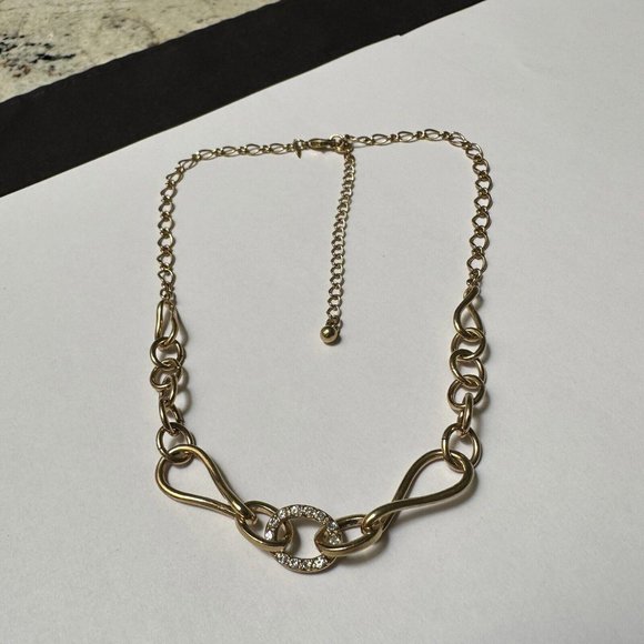 Signed Avon Gold Tone Necklace With Rhinestone Loop - Picture 2 of 10